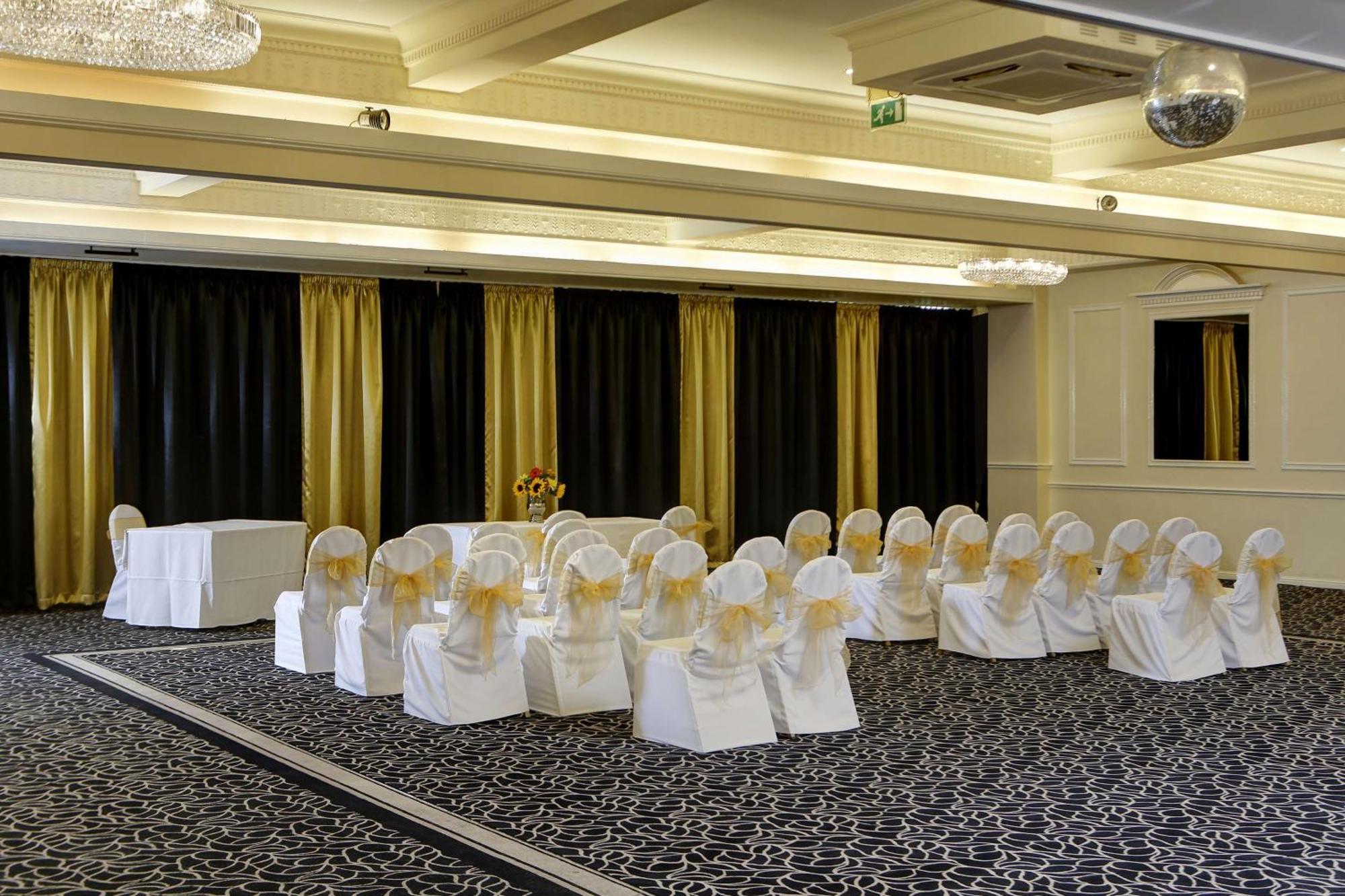 Best Western Rockingham Forest Hotel Corby Kültér fotó