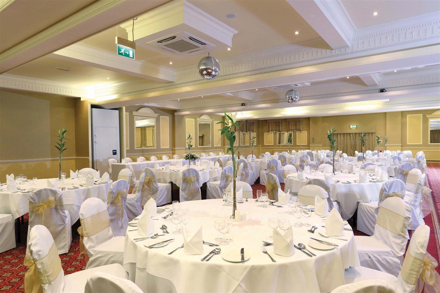 Best Western Rockingham Forest Hotel Corby Kültér fotó